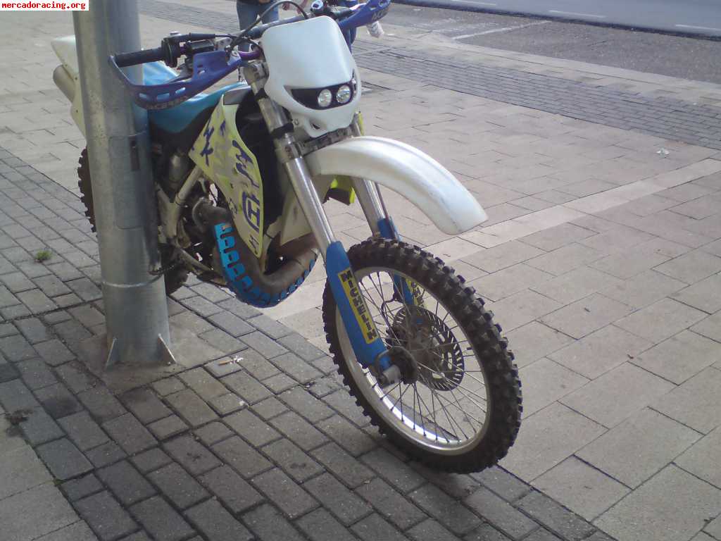 Se vende husqvarna vr360 2t