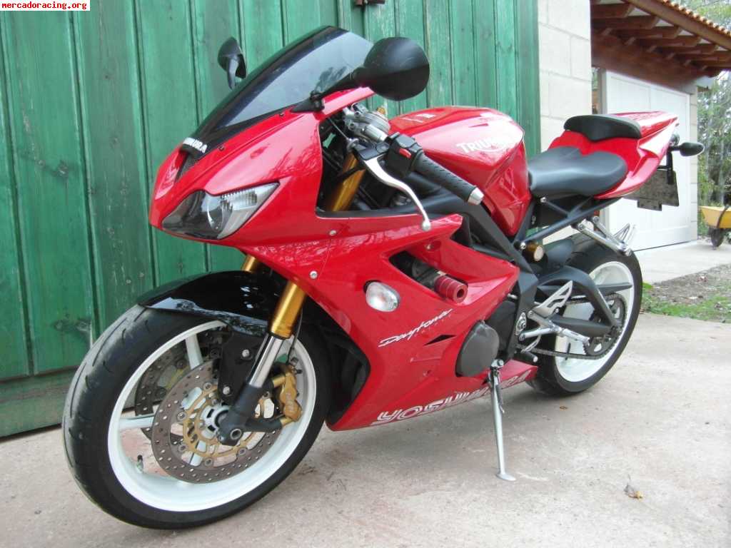 Triumph daytona 675. año 2007. 5.500€