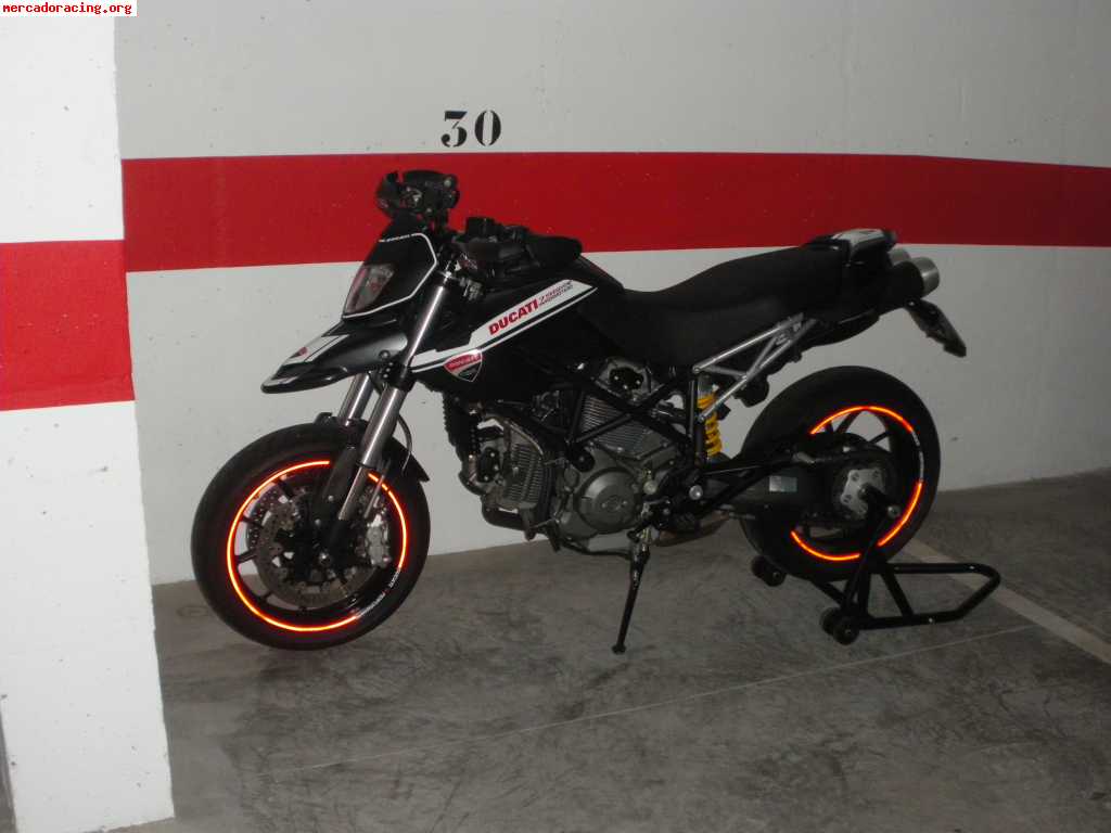 Vendo ducati hypermotard 796 matt