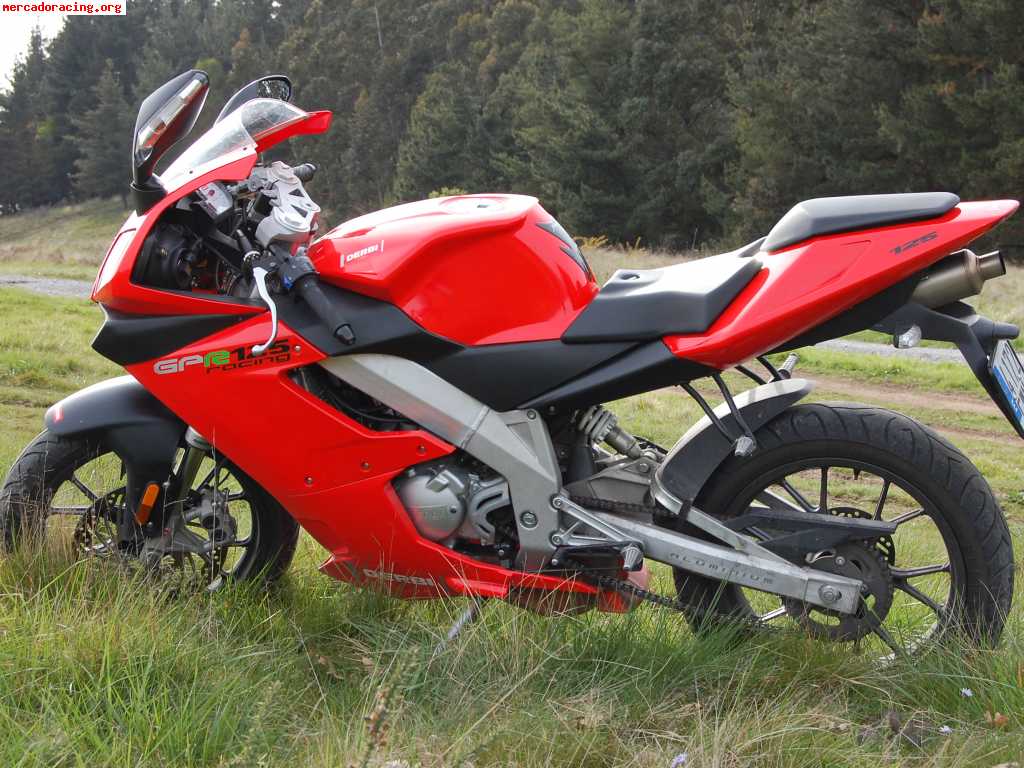 Se vende derbi gpr 125 racing