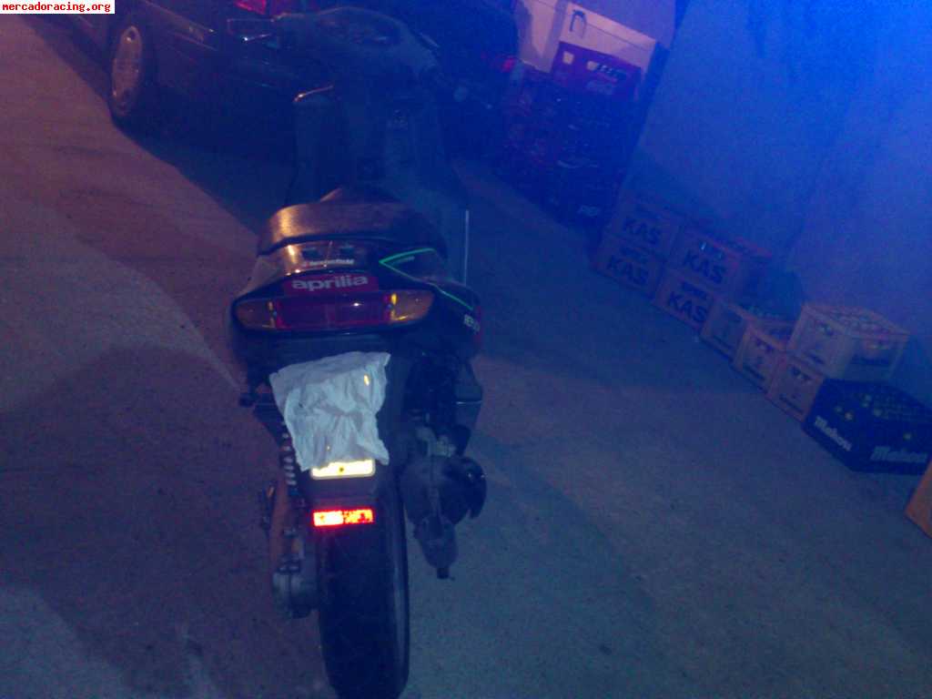 Se vende aprilia replica sr