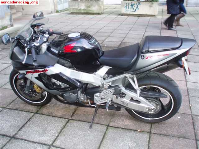 Honda cbr 929