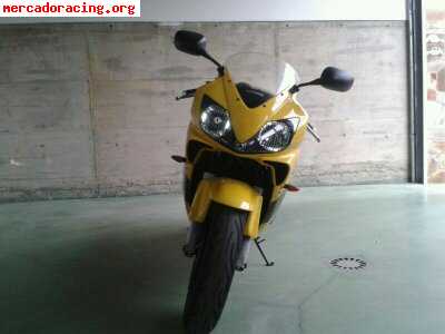 Se vende cbr 600 f 2001