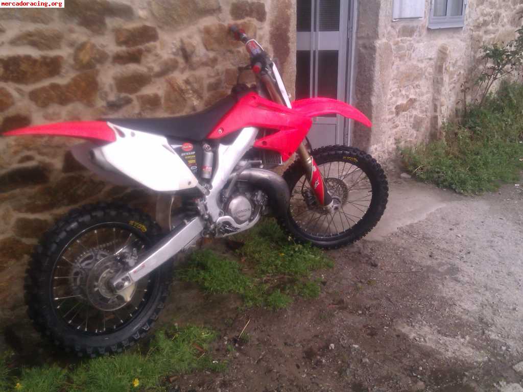 Vendo o cambio honda cr 250r del 2005