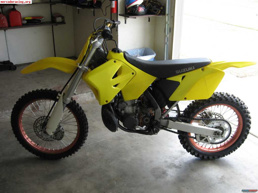 Vendo o cambio suzuki cross 2,5 año 2003