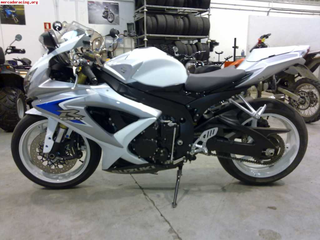 Gsx-r 600 k8