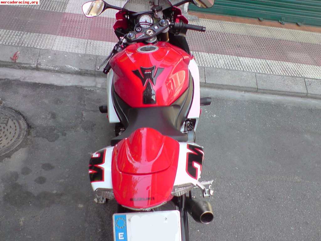 Moto de carretera suzuki gsx r 600