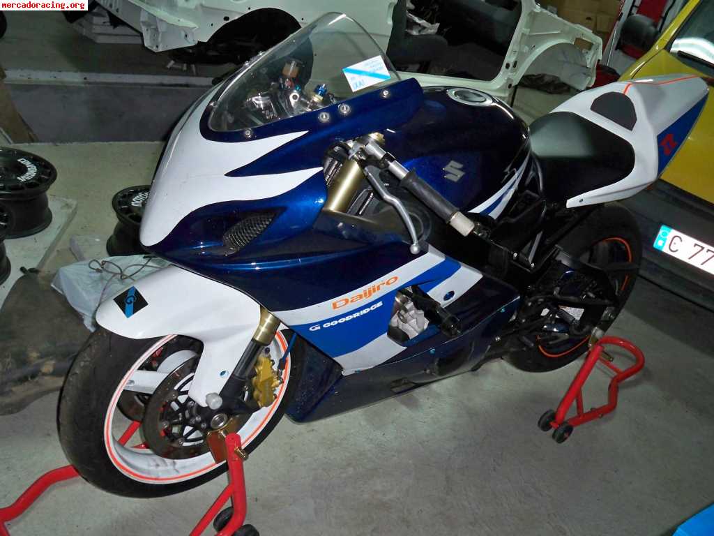 Gsx-r 600 circuito (2005) 