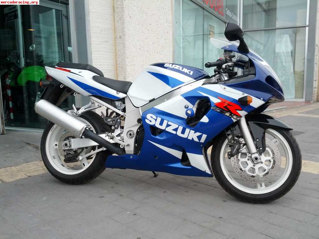 Se vende suzuki gsx-r600 2001