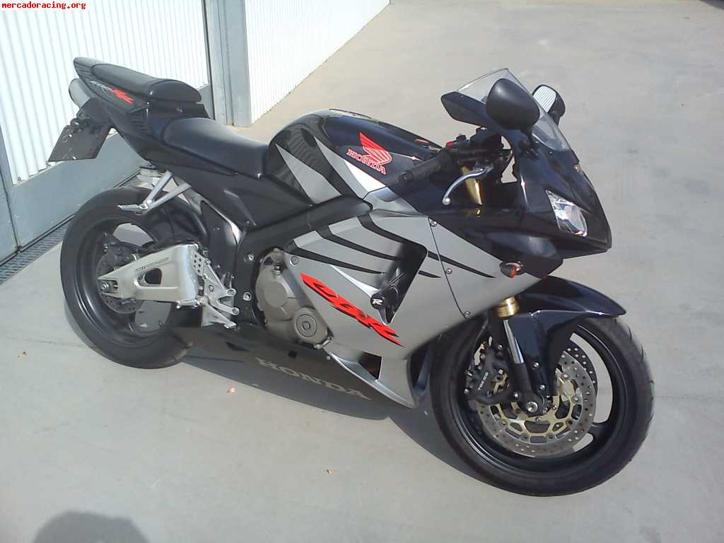 Oferton! urge honda cbr 600 rr