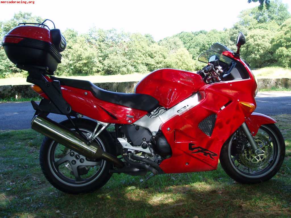 Vfr800f1
