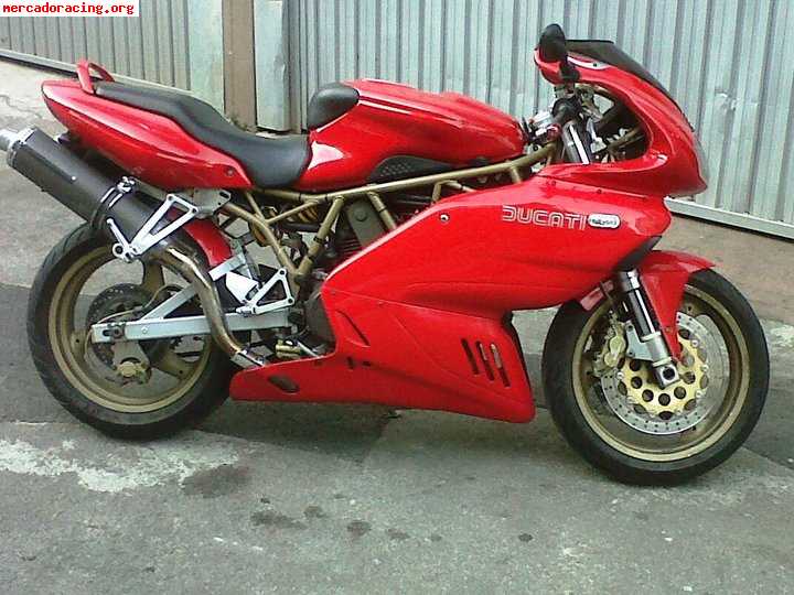 ...ducati 750 ss impecable! 
