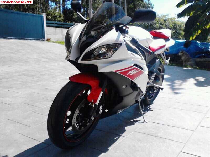 Se vende o se cambia yamaha r6