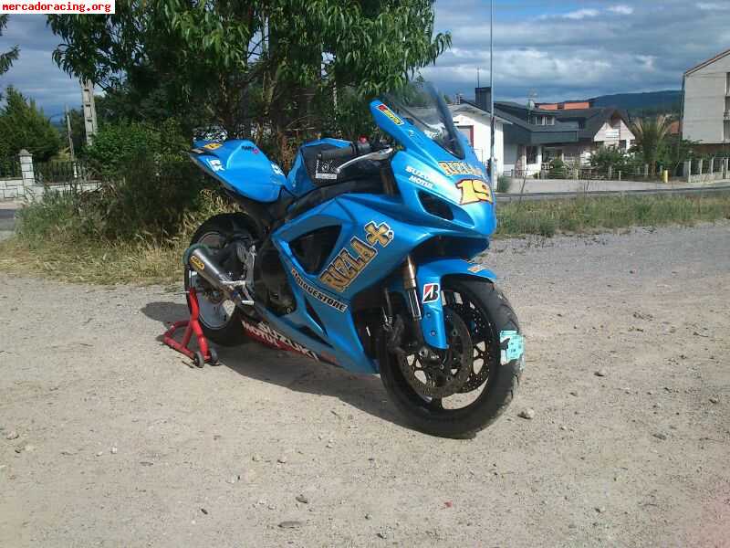 Suzuki gsxr 600k7