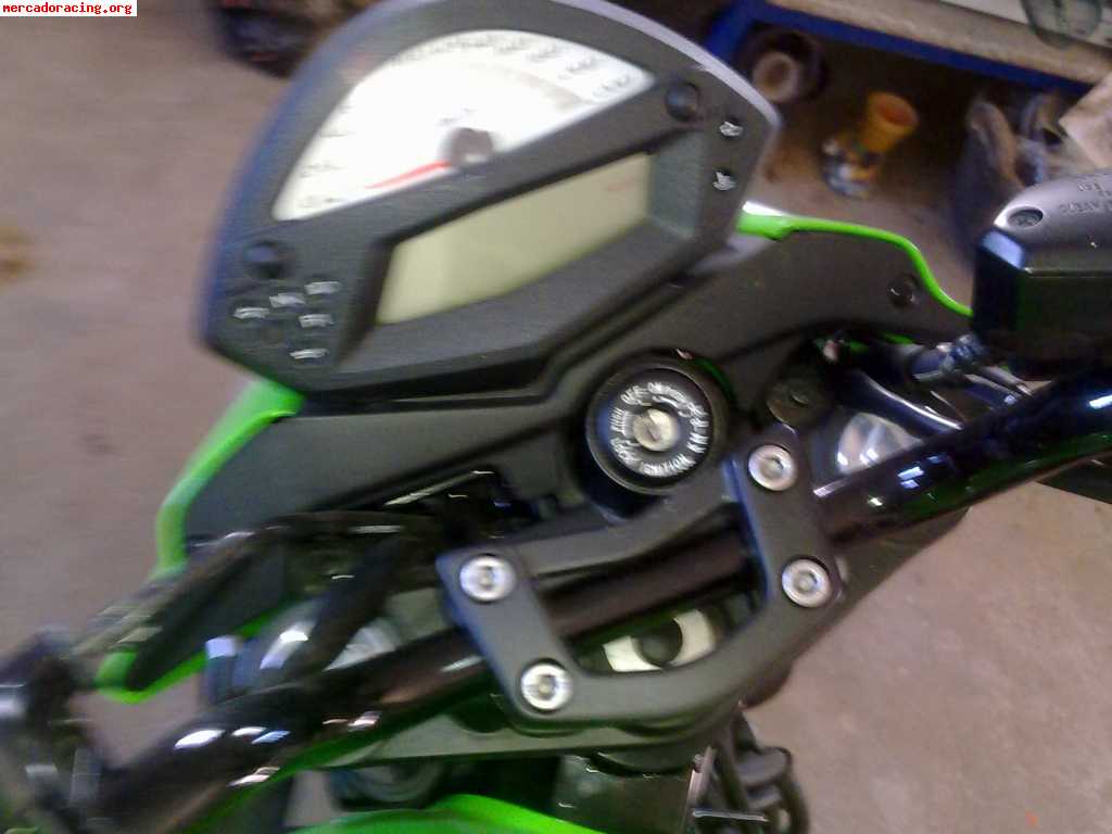 Kawasaki er6n año 2010  4.200€€€