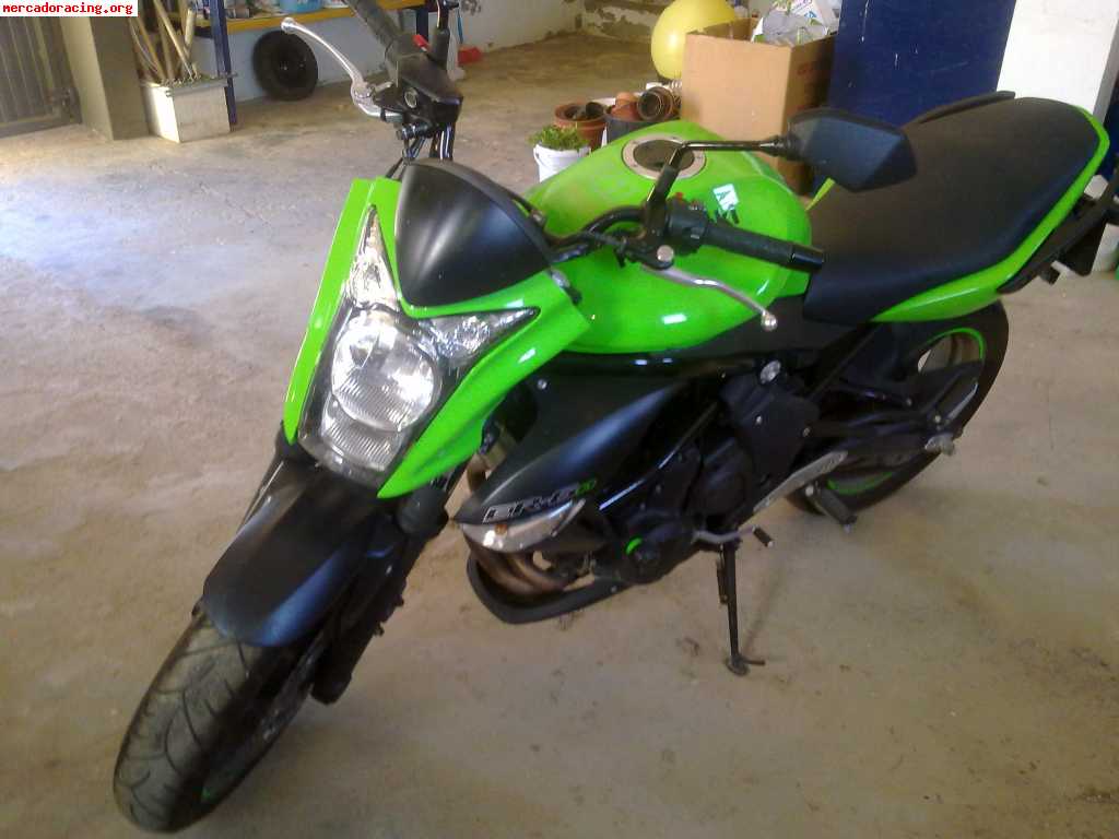 Kawasaki er6n año 2010  4.200€€€