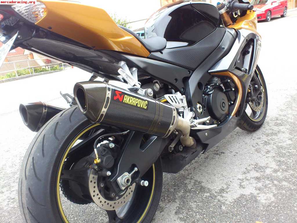 Suzuki gsx r1000 del 2008 (vendo o cambio)