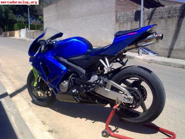 Vendo o cambio honda cbr 600rr año 2005 con kit de circuito 