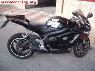 Gsx-r 600 vendo por no usarla
