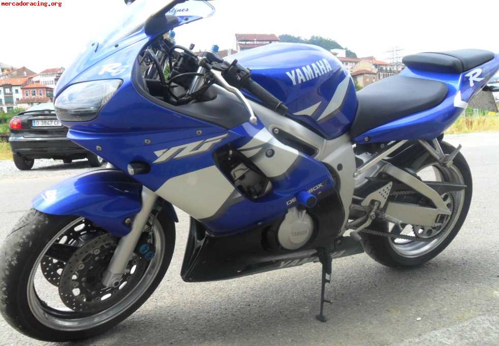 Yamaha r6 yzf 600 c.c.