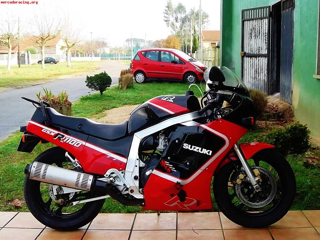 Vendo suzuki gsxr 1100 año 1987 4800€