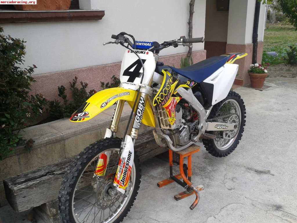 Suzuki rmz
