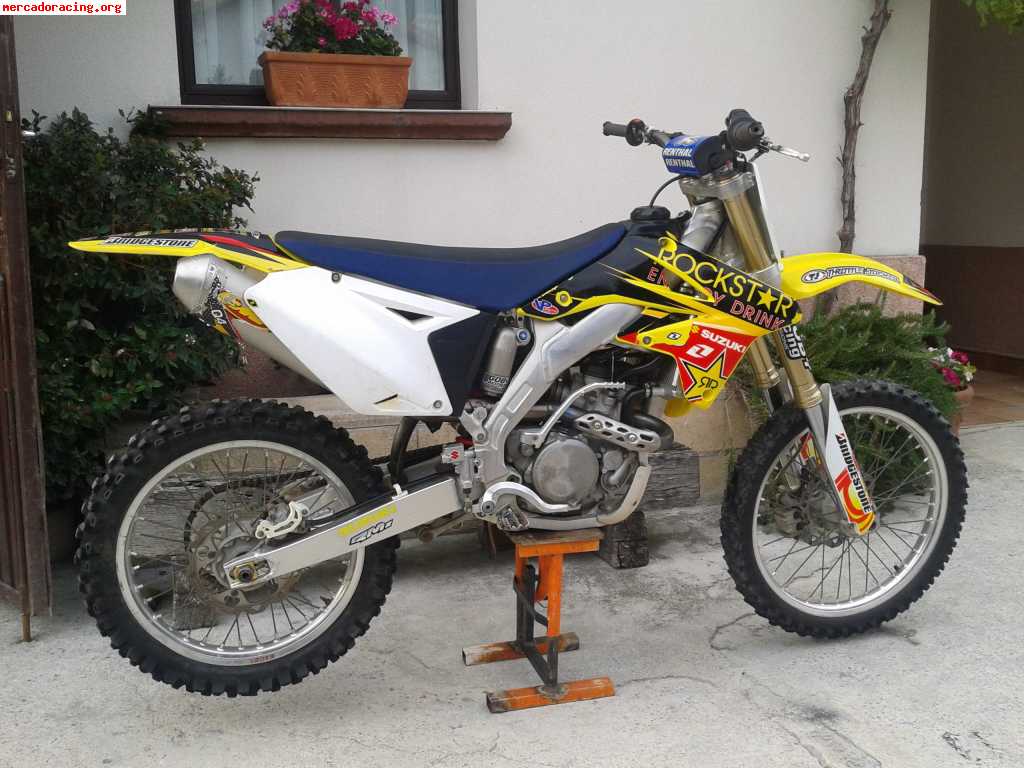 Suzuki rmz
