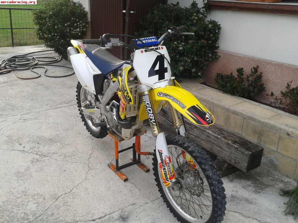 Suzuki rmz