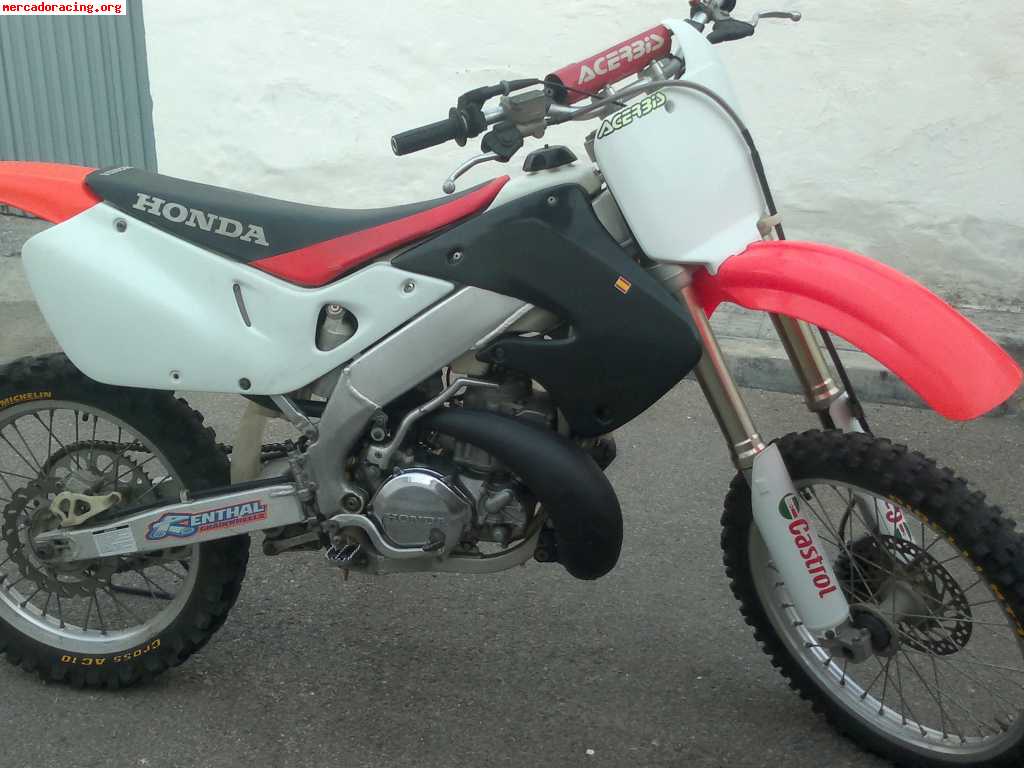 Honda cr 250r 1400€