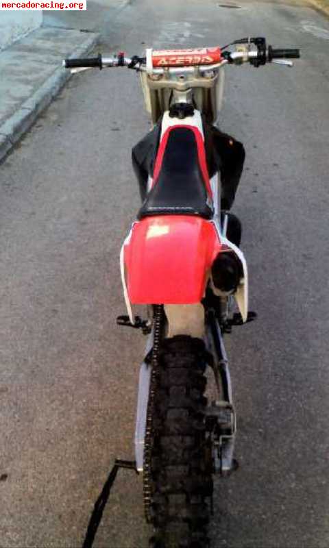 Honda cr 250r 1400€