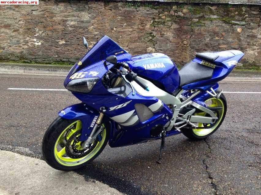 Yamaha r1