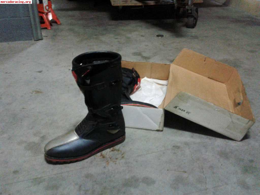 Se vende botas trial hebo nuevas!!!!