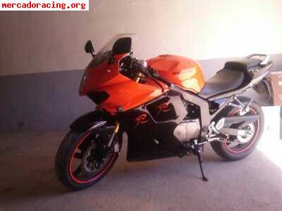 Hyosung gt 125 r .  vendo o cambio