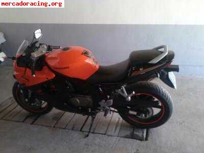 Hyosung gt 125 r .  vendo o cambio