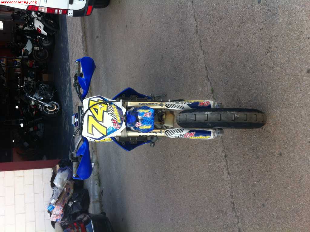 Yamaha yz 450 con kit supermotad