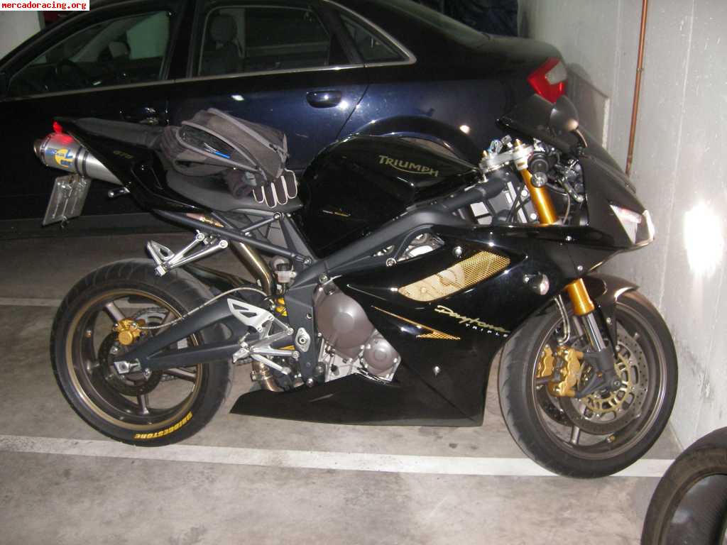 Vendo daytona 675 €5.300