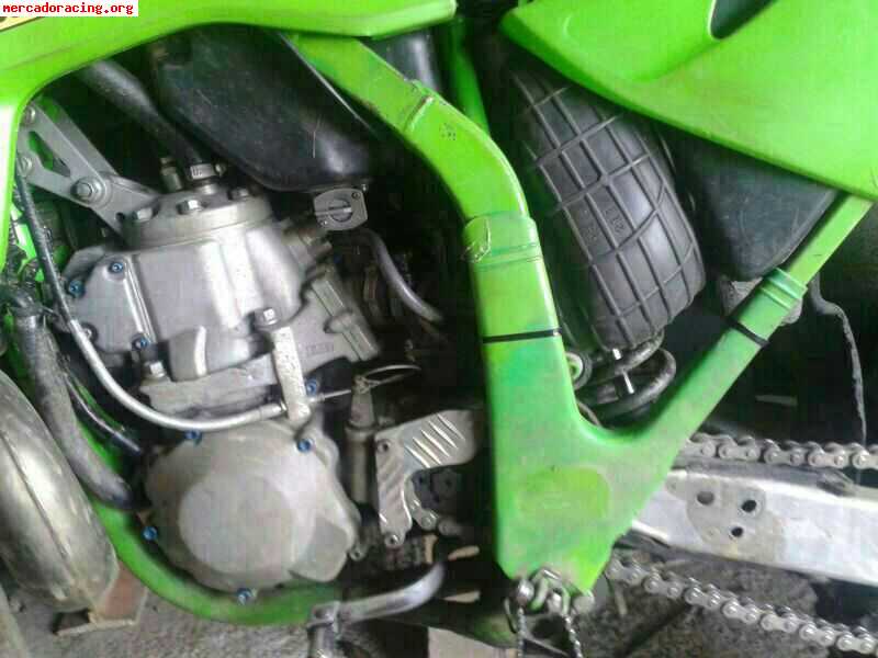 Se vende o cambia kawasaki 250cc 800€ negociables!!