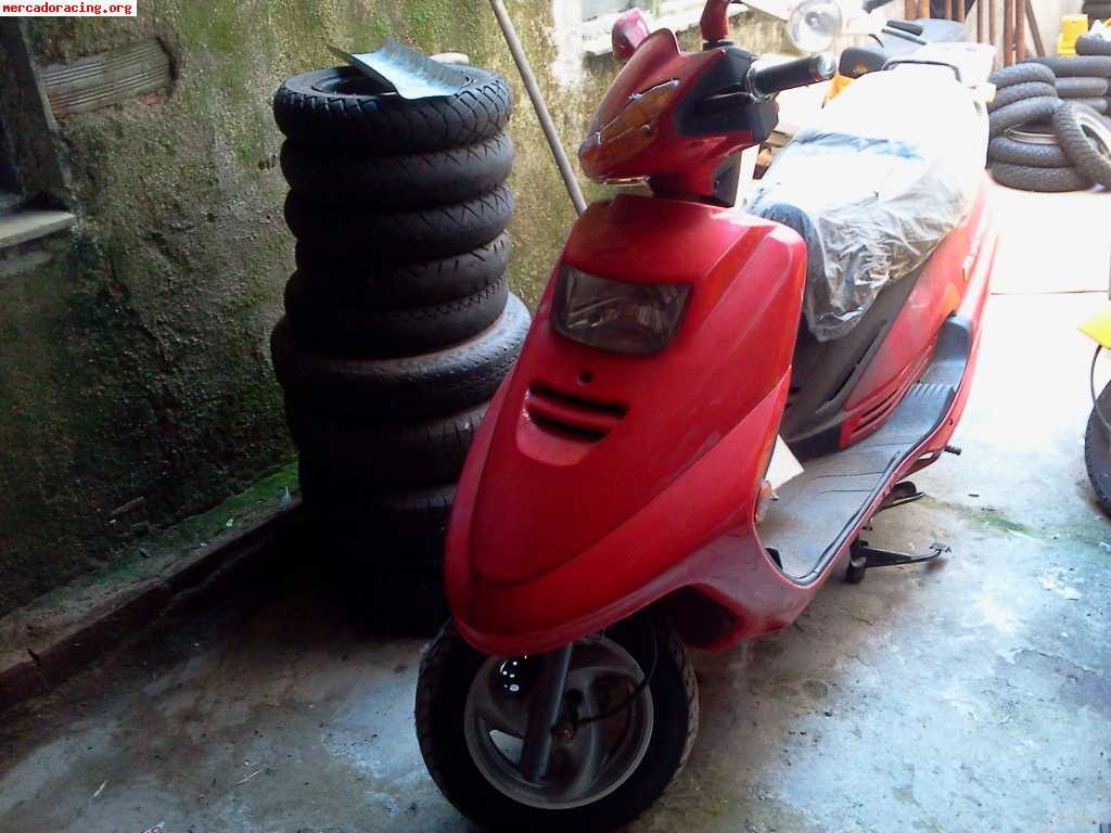 Lote  3  scooter  sin matricular 1000€