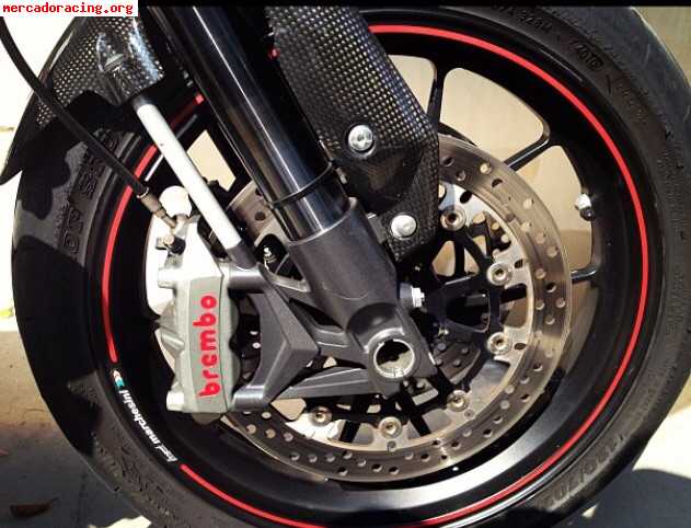 Ducati hypermotatd 1.100s año 2007 