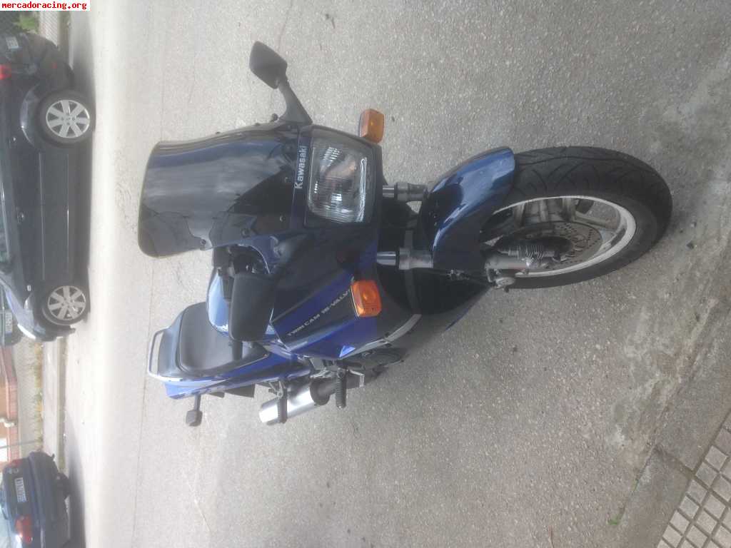 Kawasaki gpz 600r 500€