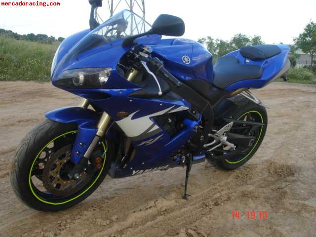 Urge yamaha r1 por paternidad