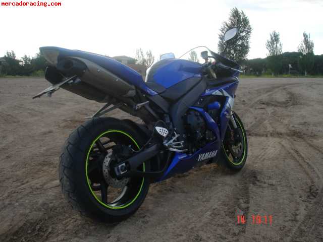 Urge yamaha r1 por paternidad