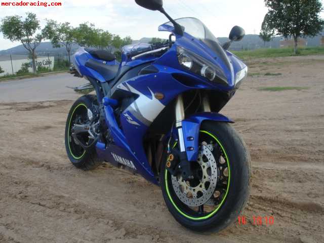 Urge yamaha r1 por paternidad