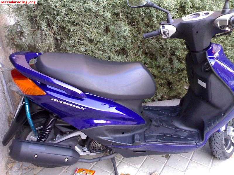 Yamaha cygnusx 125cc  1200 euros  .
