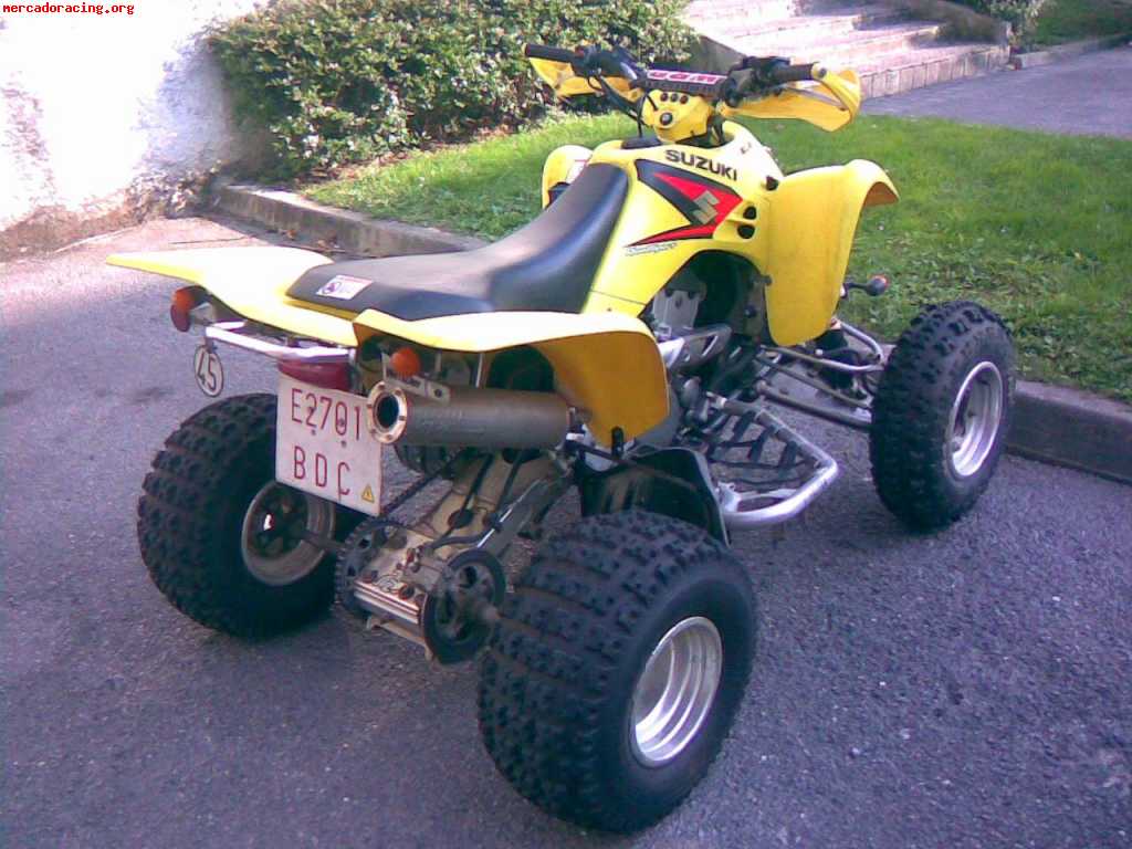 Se vende quad suzuki ltz 400