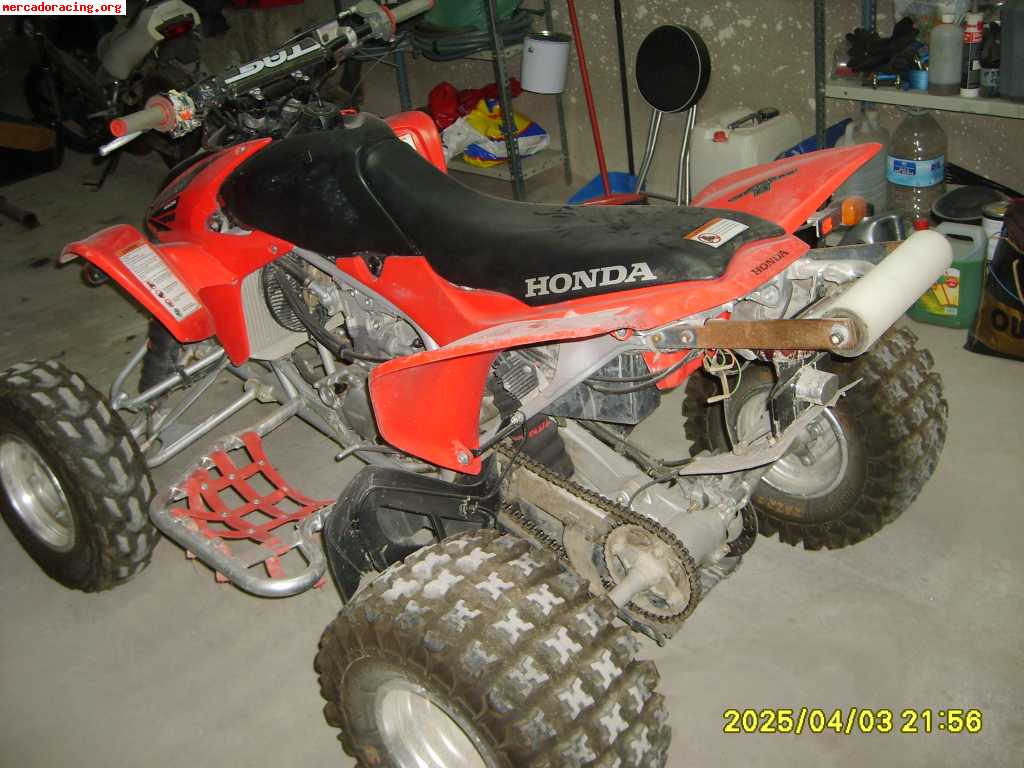 Vendo o cambio honda trx 450 r preferible r5 turbo  o clio 1