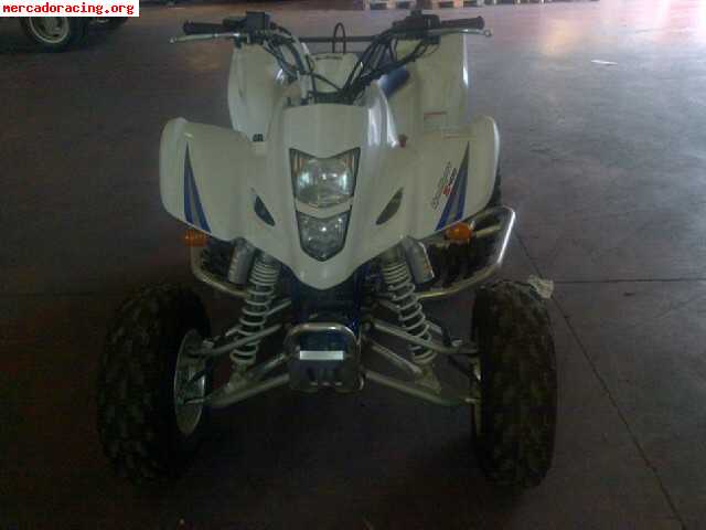 Vendo quad ltz 400