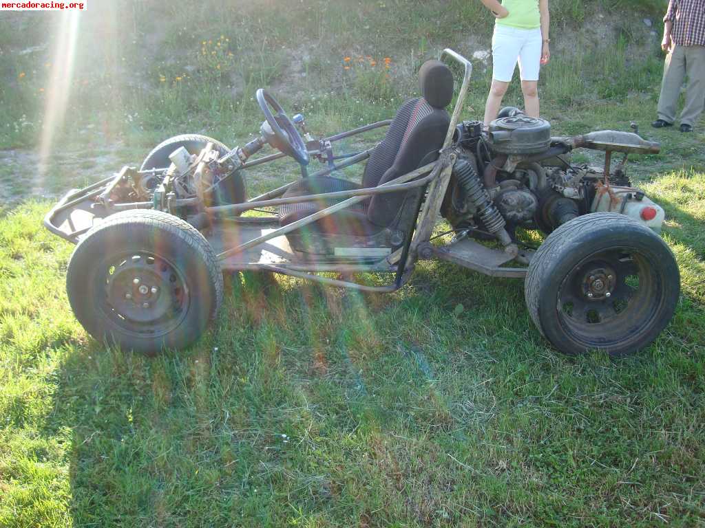 Se vende buggy casero con motor de un 2cv muy divertido