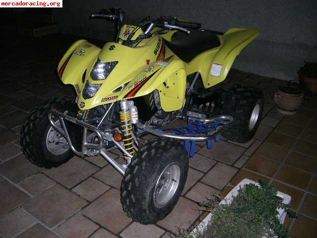 Se vende suzuki lt z400