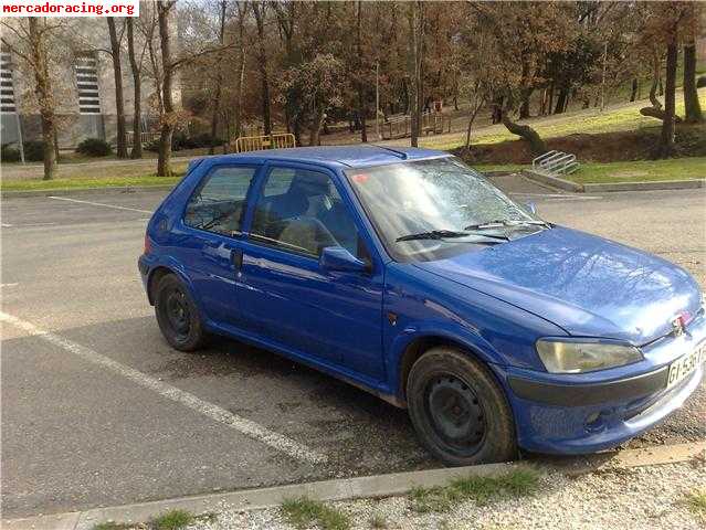 Se vende o cambia peugeot 106 sport (77000km practicamente n